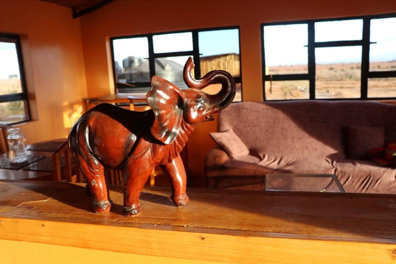 Amboseli Redhouse Apartment Exterior photo
